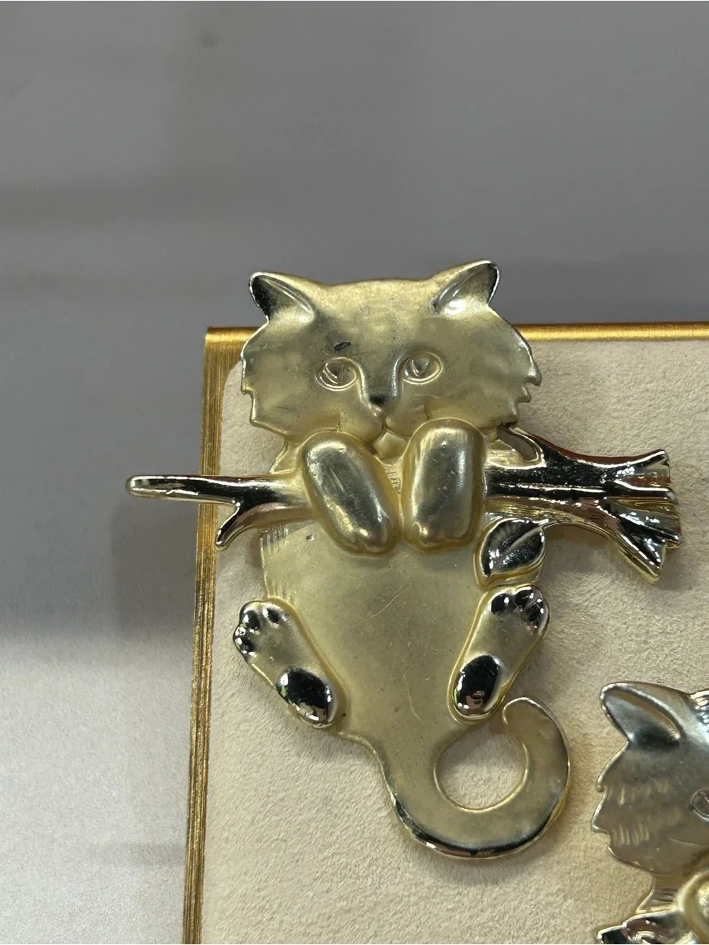 Vintage AJC gold tone kitty brooches